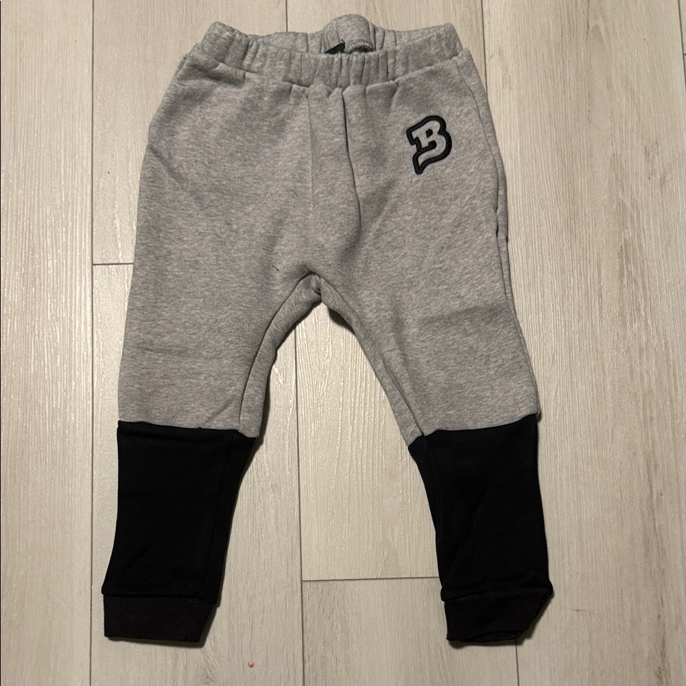 Burkli Gray and Black Kids Joggers size 4. Elastic waist